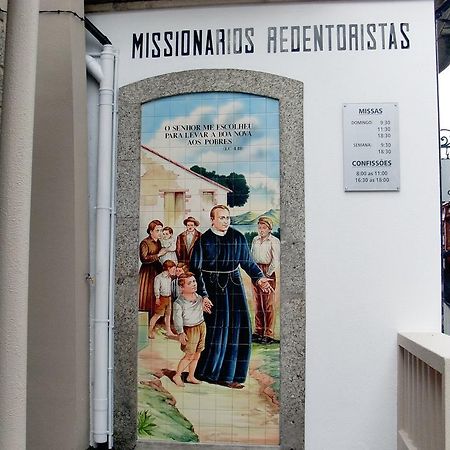 Casa De Retiros N. S. Perpetuo Socorro Hotell Guimarães Eksteriør bilde