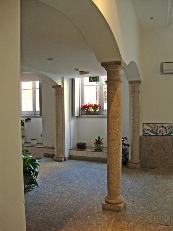 Casa De Retiros N. S. Perpetuo Socorro Hotell Guimarães Eksteriør bilde