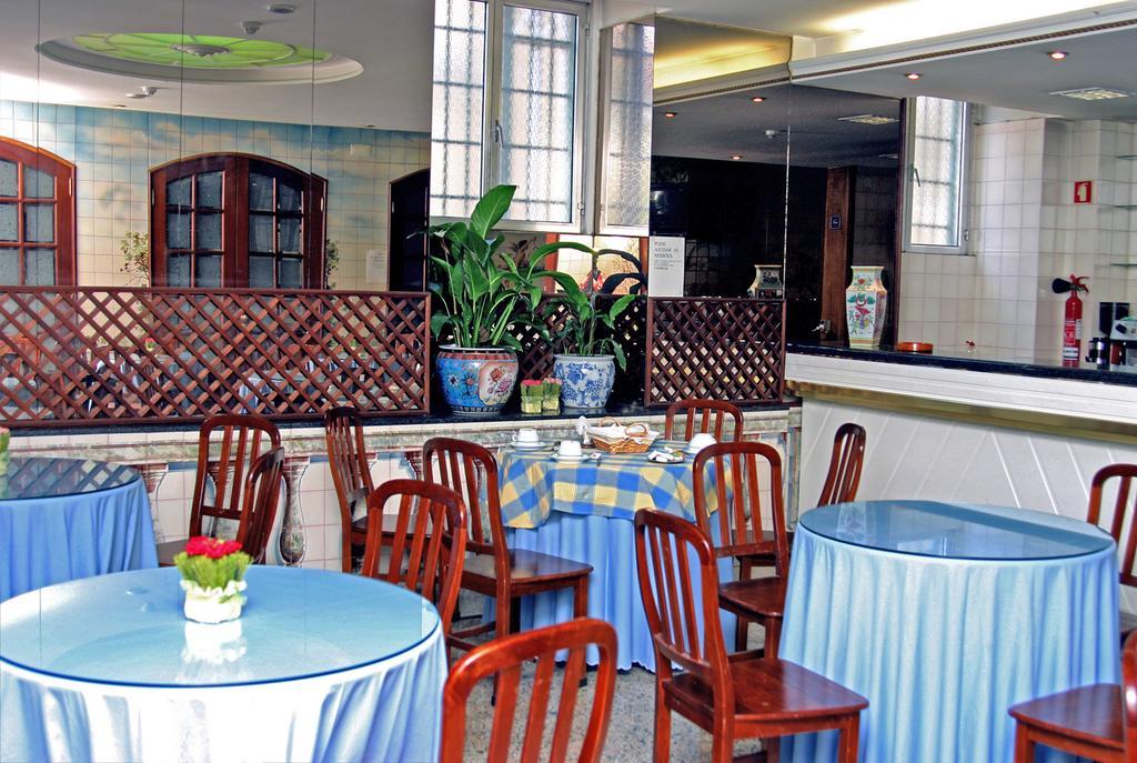 Casa De Retiros N. S. Perpetuo Socorro Hotell Guimarães Eksteriør bilde