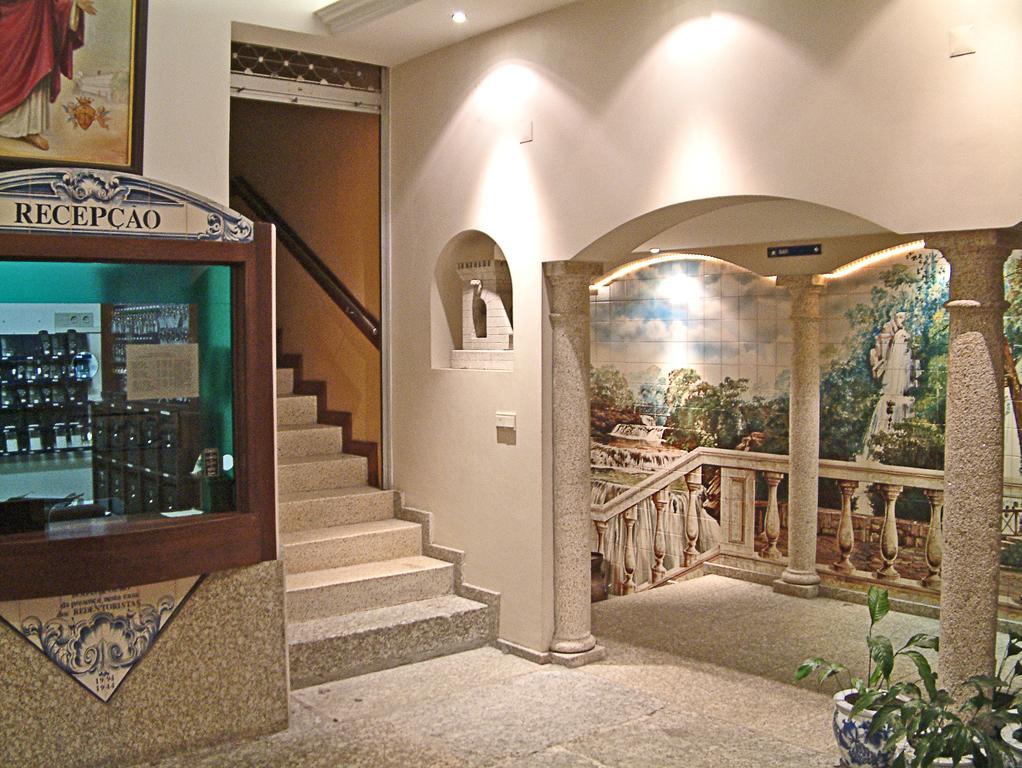 Casa De Retiros N. S. Perpetuo Socorro Hotell Guimarães Eksteriør bilde